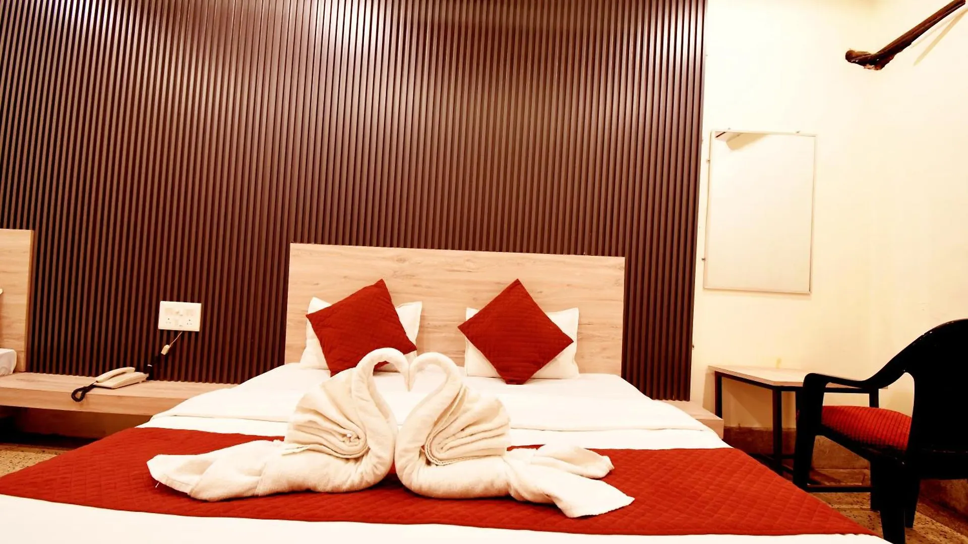 The Anandvan Palace- 300 Meter From Harishchandra Ghat Varanasi 0*,